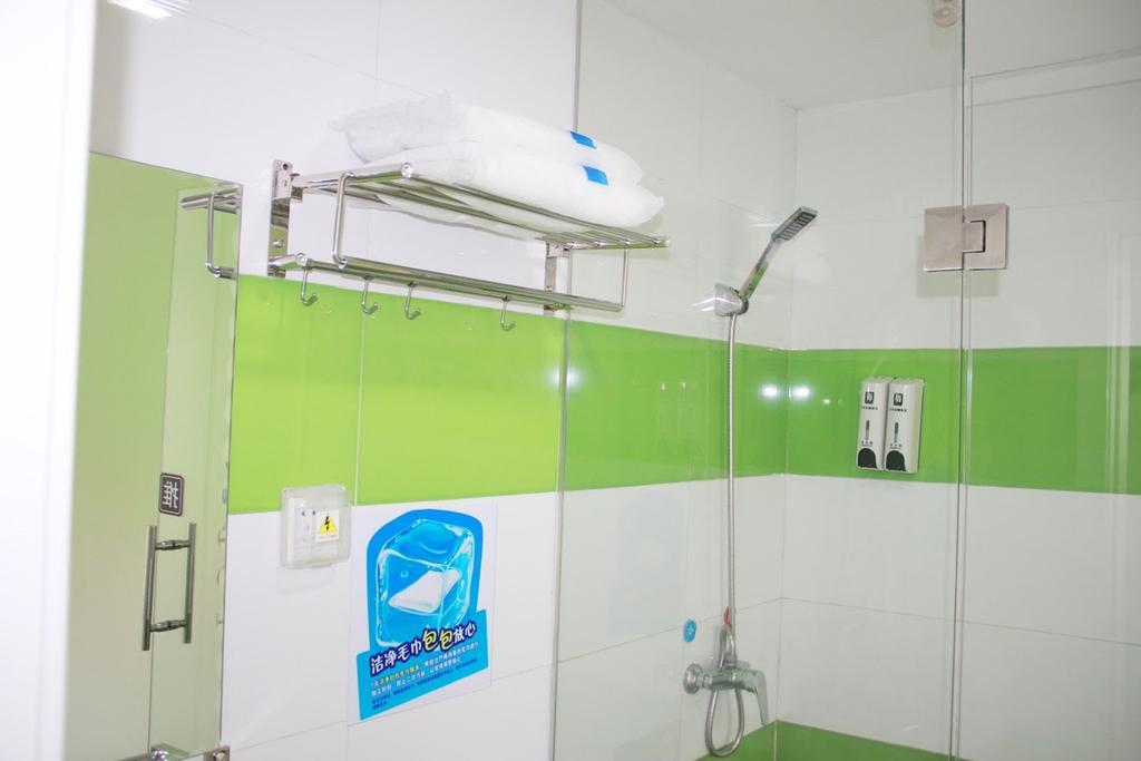 7Days Inn Nanchang Hongdu North Avenue Qingshan Lake מראה חיצוני תמונה